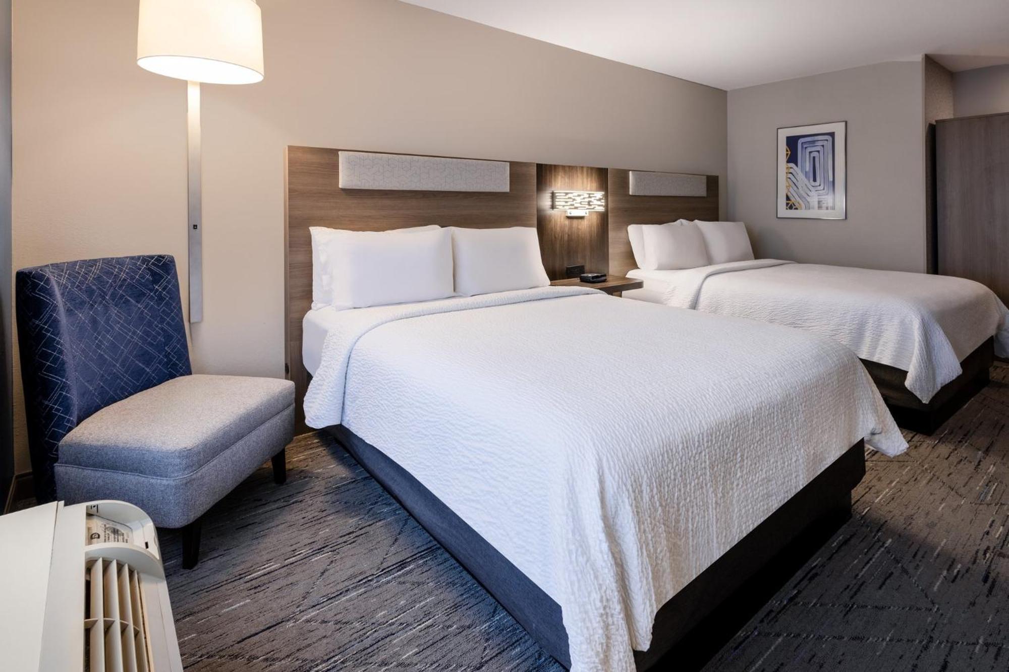 Holiday Inn Express Hotel & Suites Jackson - Flowood By Ihg Exterior foto