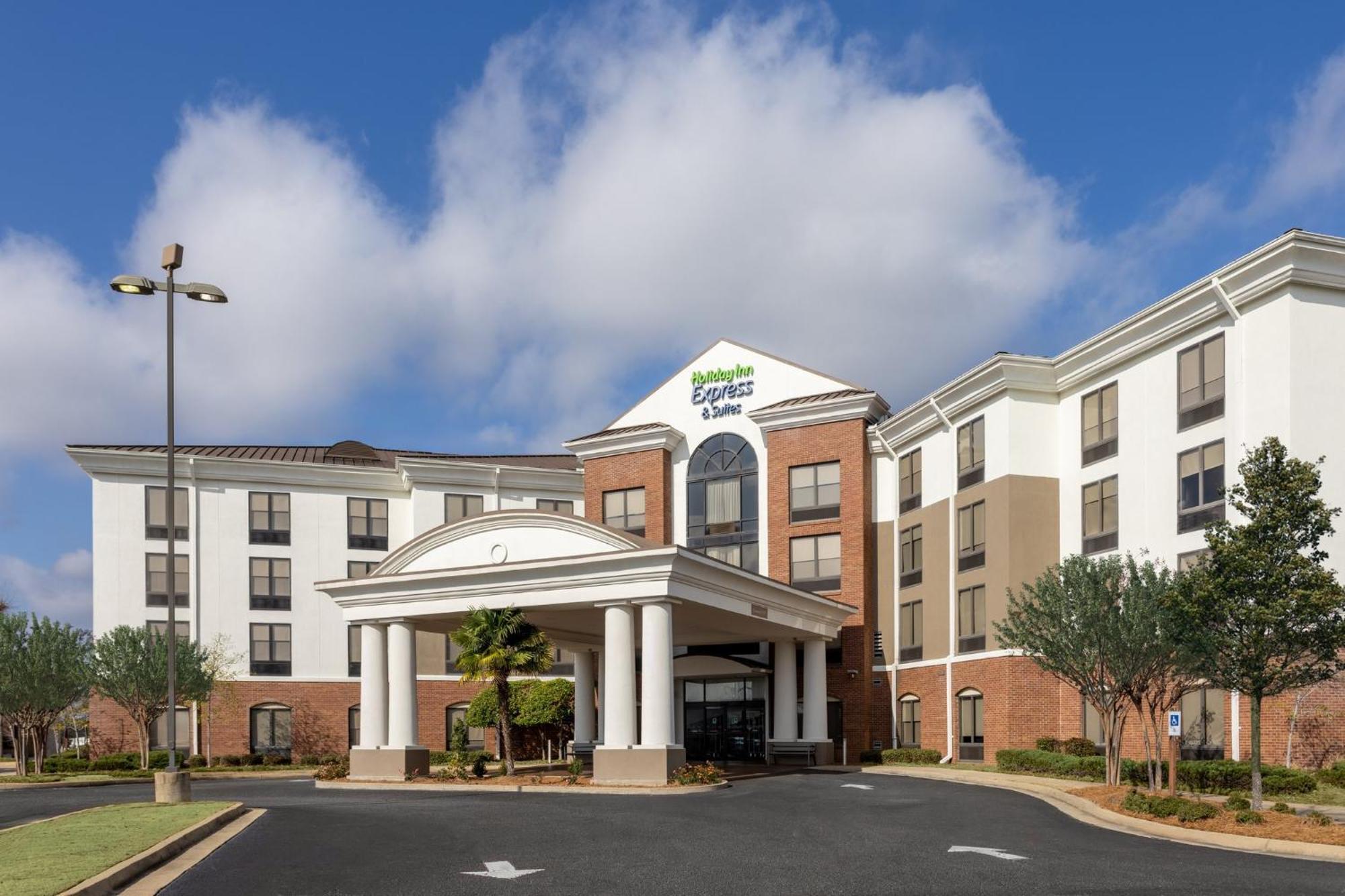 Holiday Inn Express Hotel & Suites Jackson - Flowood By Ihg Exterior foto